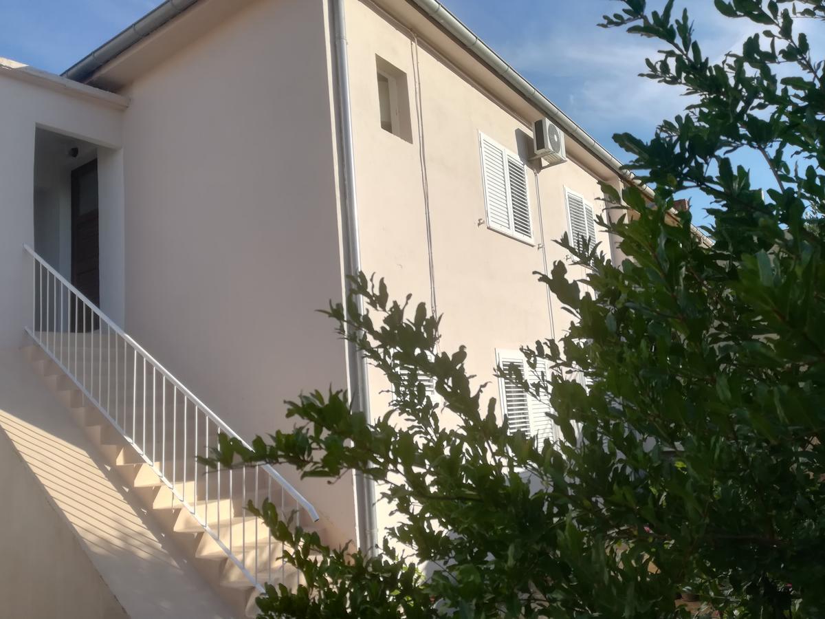 Hostel Melada Dom Zadar Exteriör bild